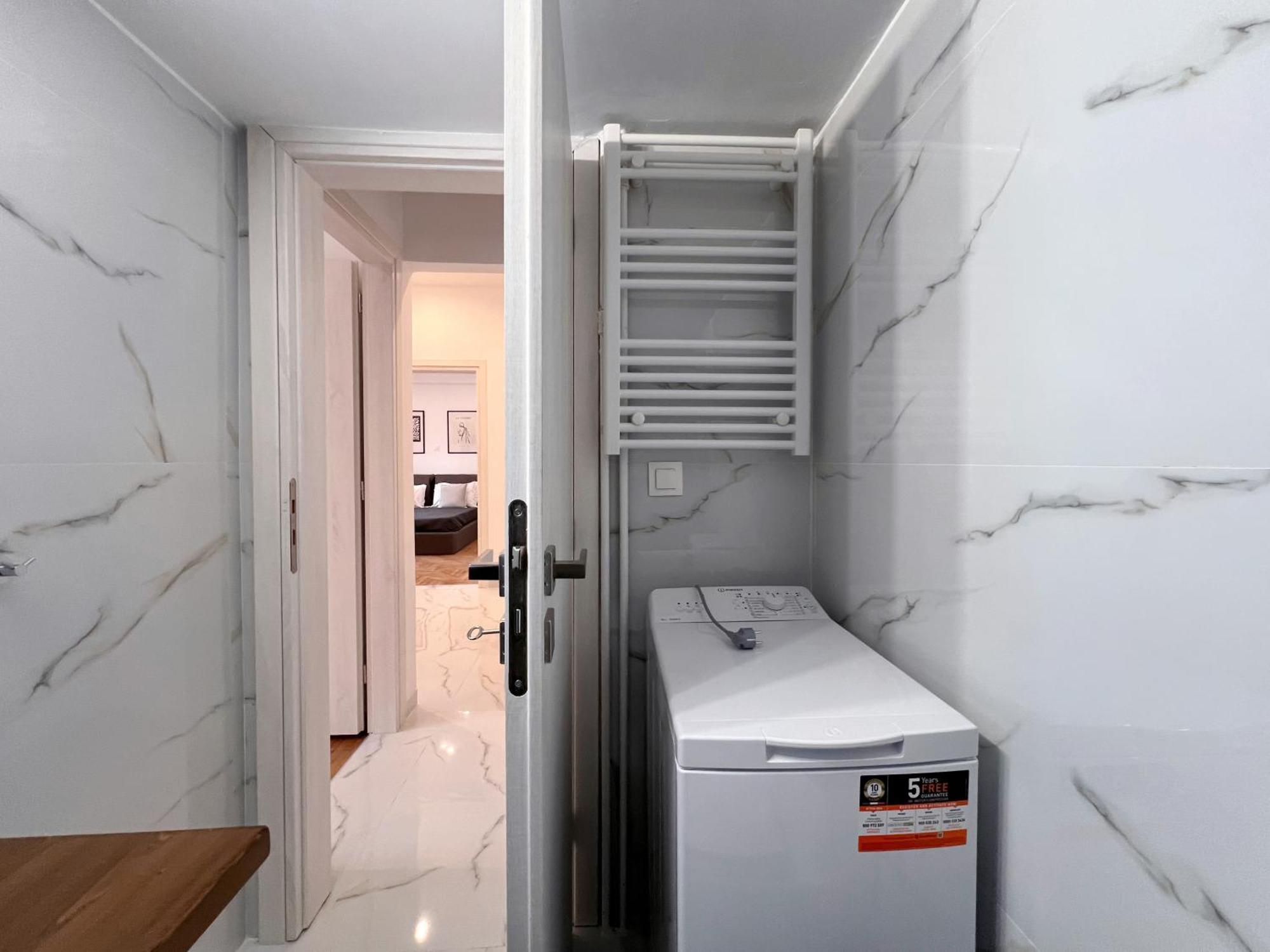 Wsd Piraeus Amazing Luxury Boutique 2Bd Apartment With Balcony Exteriör bild